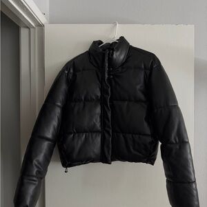Zara Black Cropped Puffer Jacket